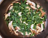 丸めない！鶏挽き肉のワンパン煮込み作り方1写真