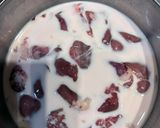 甘辛！鶏レバーと玉ねぎの生姜煮作り方2写真
