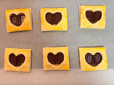 ハートのいちごチョコパイ