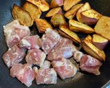 鶏肉とさつまいもの塩麹炒め作り方4写真