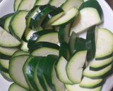 【万能ズッキーニ🥒】温野菜で満腹♪耐熱容器で完結作り方1写真