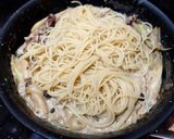 超簡単!豚肉とキノコの味噌クリームパスタ作り方7写真