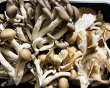 きのこたっぷりペべロンチーノ風作り方1写真