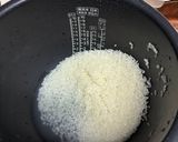 鶏もも肉と2種のきのこの炊き込みご飯作り方1写真