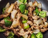 ピリッと~新玉ねぎと豚肉の甘辛炒め作り方4写真