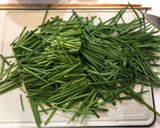 【お庭菜園レシピ】豚ニラ玉炒め作り方1写真