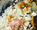 鶏肉とキノコのバター炒めライス作り方1写真