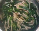 朝食にも簡単♬ ニラと えのきの お味噌汁作り方4写真