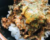 毎日のしろごはん●かんづめ丼／鯖味噌缶丼作り方1写真