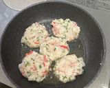 カニカマとごろごろ長芋のお焼き作り方5写真