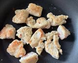 簡単!柔らか鶏胸肉の甘辛ごま照り焼き作り方3写真