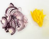 玉ねぎとパプリカのマリネ作り方1写真