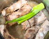 圧力鍋で味染みスペアリブ煮込み作り方3写真