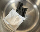 味噌汁（ニラたまご）作り方1写真