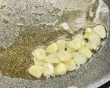 🥔 豚肉とじゃがいもの甘辛ガーリック炒め作り方4写真