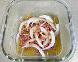 豚ひき肉とウインナーのパスタトースト作り方1写真