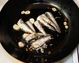 オイルサーディンとニラのパスタ作り方4写真
