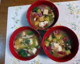 絹厚揚げと薩摩芋と舞茸の味噌汁作り方23写真