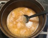 旨みたっぷり🐾鶏もも肉のねぎ塩スープ作り方5写真