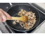 鶏もも肉とズッキーニのマヨみそ炒め★動画あり★作り方17写真