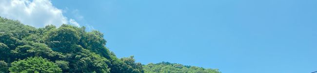 よん's header image