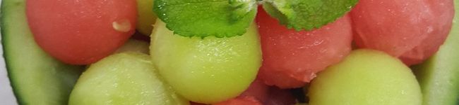 おコタ's header image