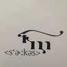 ＜sˈɚːkəs＞